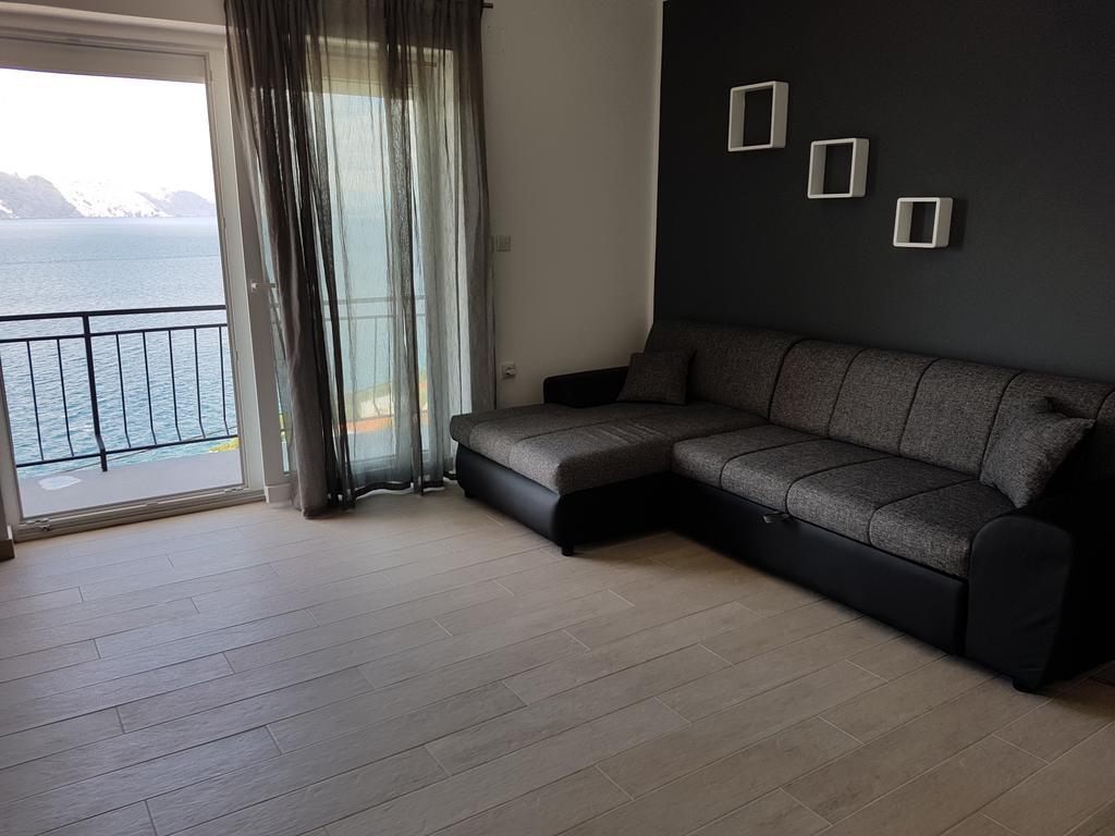 Apartments Tereza Senj  Bagian luar foto
