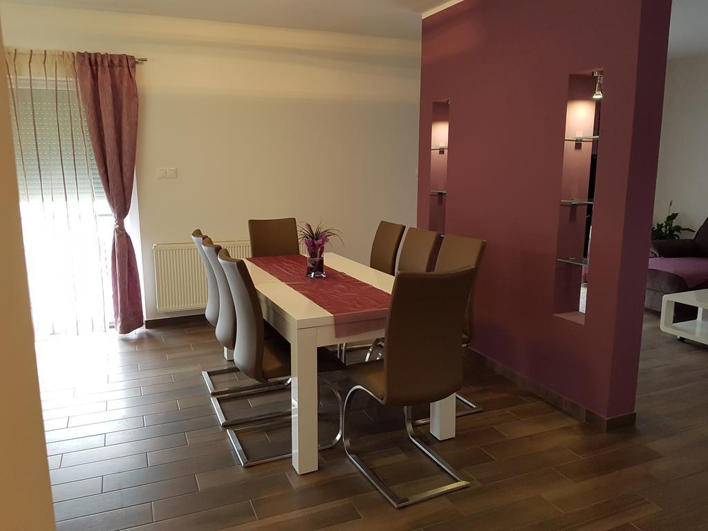 Apartments Tereza Senj  Bagian luar foto